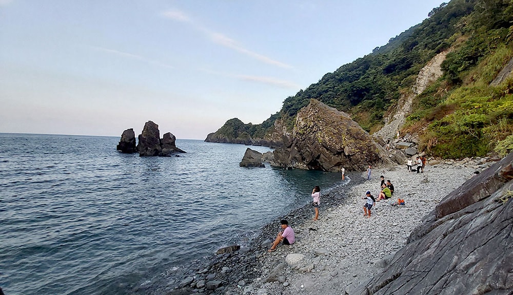 蘇花改景點｜直達花東秘境便利快速的交通要道，一路暢遊 3 大景點，粉鳥林。台泥 DAKA。清水斷崖