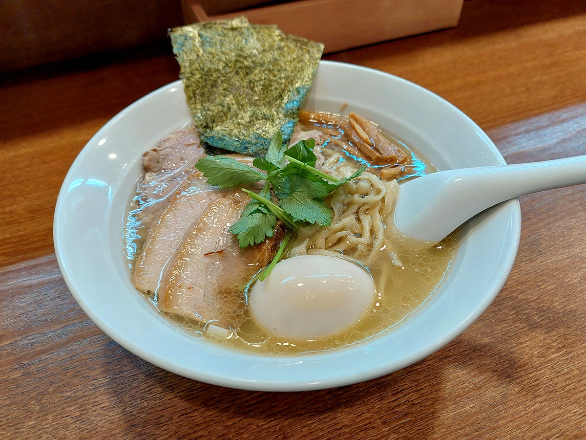 日本 Tabelog 百大拉麵名店 | 東京「拉麵山與樹」完整攻略,特製拉麵、交通手段、用餐體驗大公開 - 第10張圖