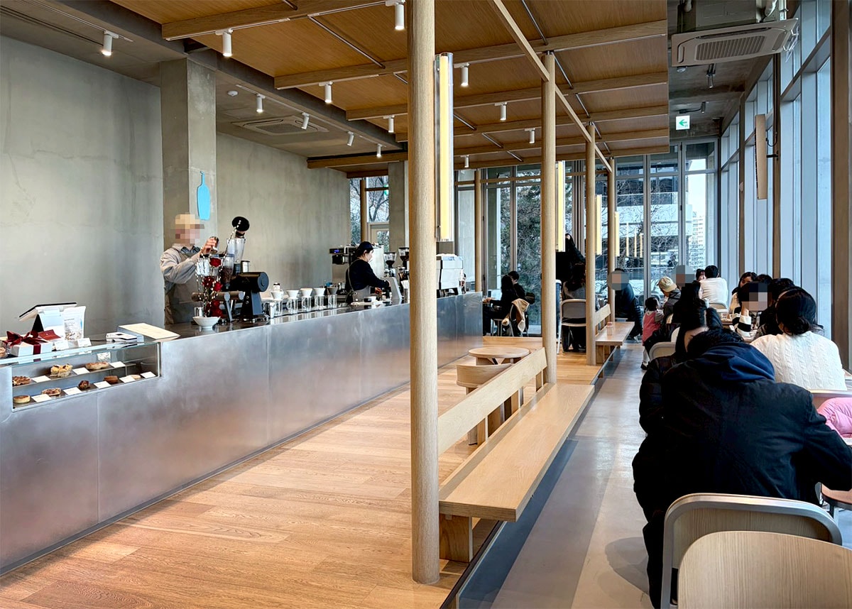 藍瓶咖啡釜山民樂店 Blue Bottle Busan Millak Cafe｜水營江景第一排，新世界百貨散步15分鐘河景咖啡攻略與必喝冰拿鐵