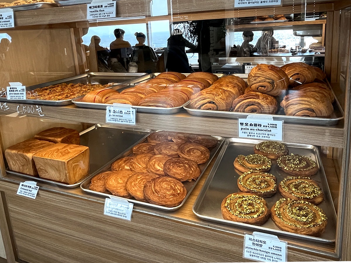 釜山海雲台早午餐|Working Holiday Brunch Cafe & Bakery 無敵海景+人氣早午餐的療癒時光 - 第15張圖 釜山海雲台早午餐|Working Holiday Brunch Cafe & Bakery 無敵海景+人氣早午餐的療癒時光