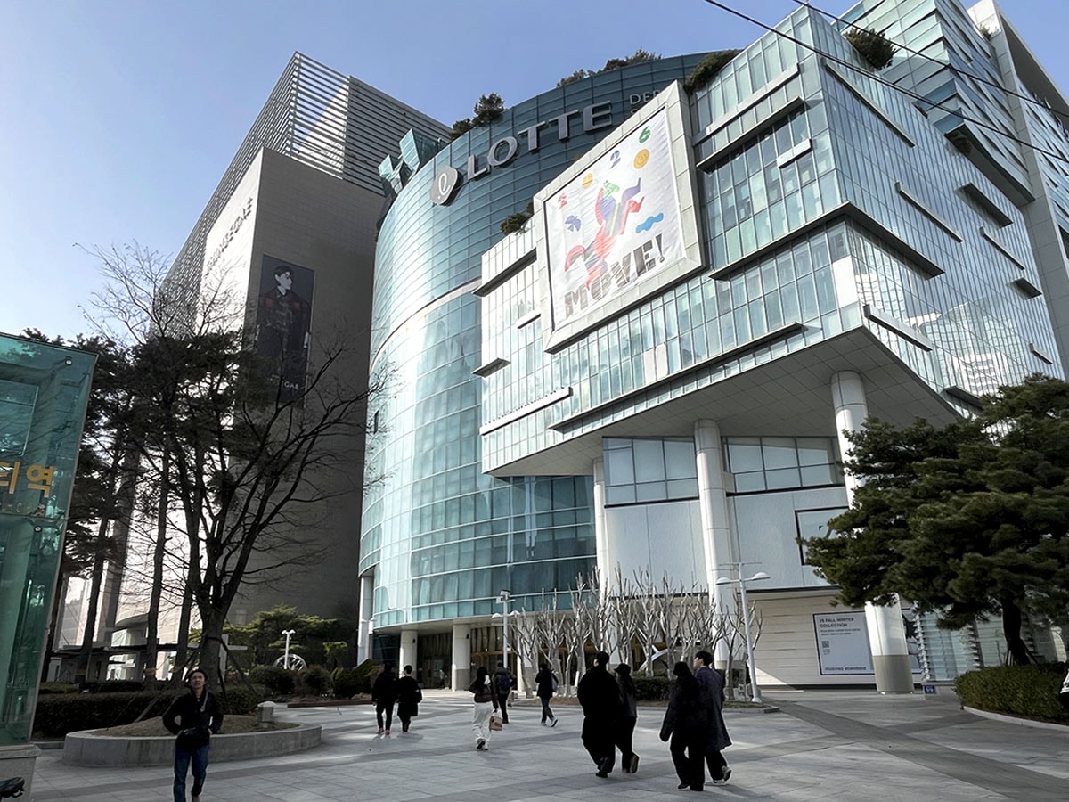 藍瓶咖啡釜山民樂店 Blue Bottle Busan Millak Cafe｜水營江景第一排，新世界百貨散步15分鐘河景咖啡攻略與必喝冰拿鐵