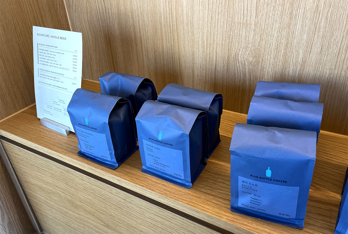 藍瓶咖啡釜山民樂店 Blue Bottle Busan Millak Cafe｜水營江景第一排，新世界百貨散步15分鐘河景咖啡攻略與必喝冰拿鐵