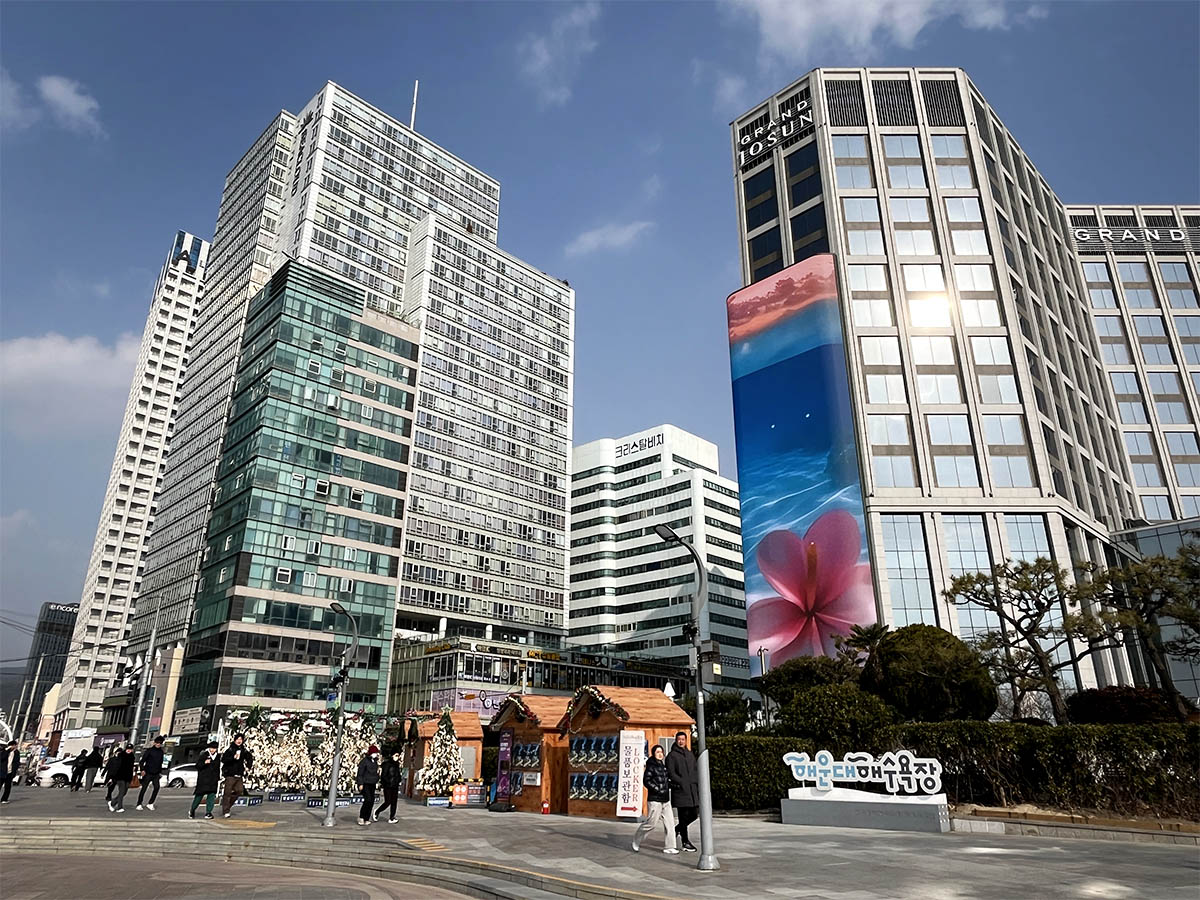 釜山住宿推薦 | 海雲台 Best Western 最佳西方酒店，四人房空間寬敞，走路 3 分鐘到海灘、對面就是海雲台傳統市場！