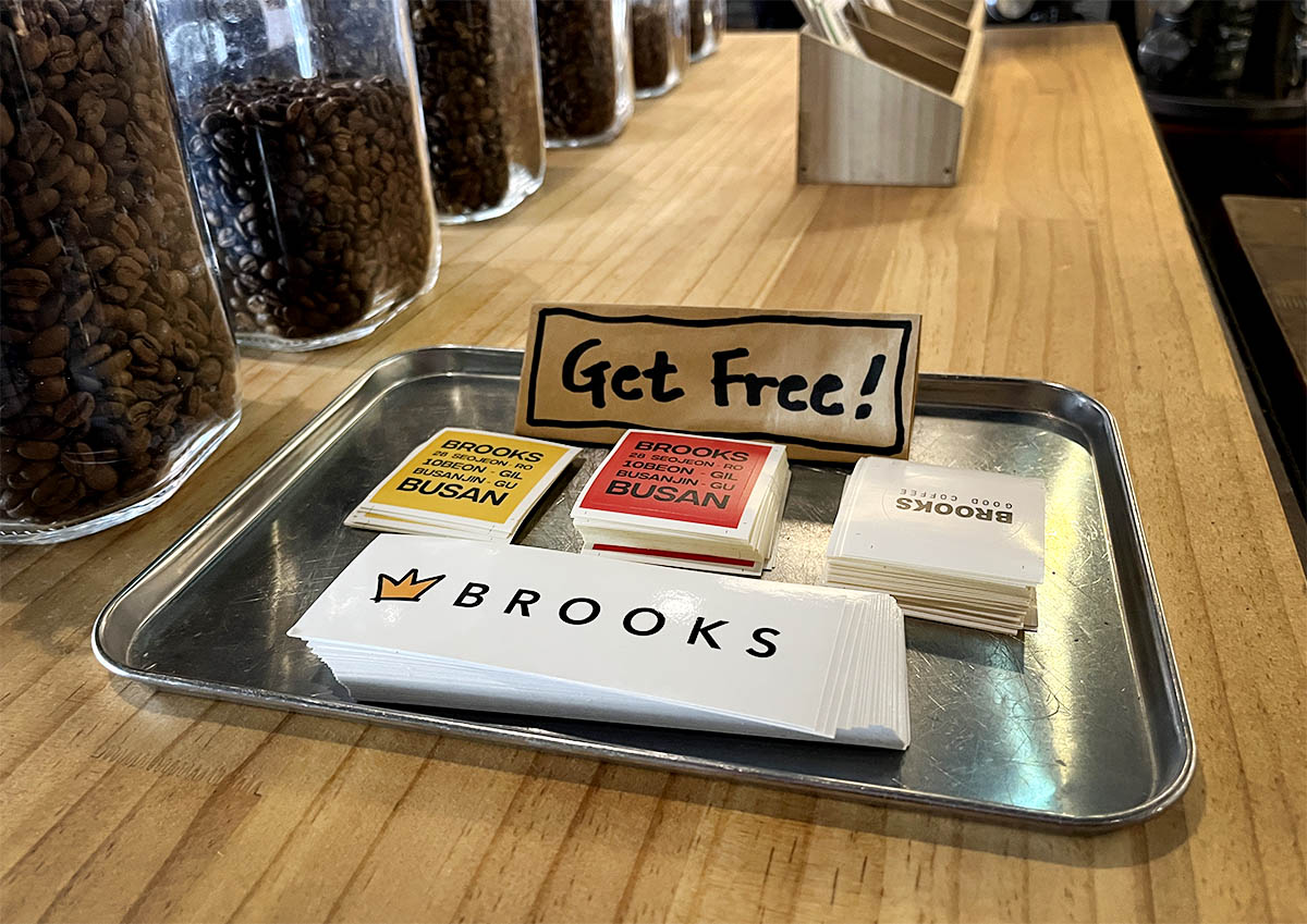 釜山西面站 Brooks 咖啡館 | 工業風設計、每日現烤麵包與優質咖啡，享受放鬆悠閒的早午餐