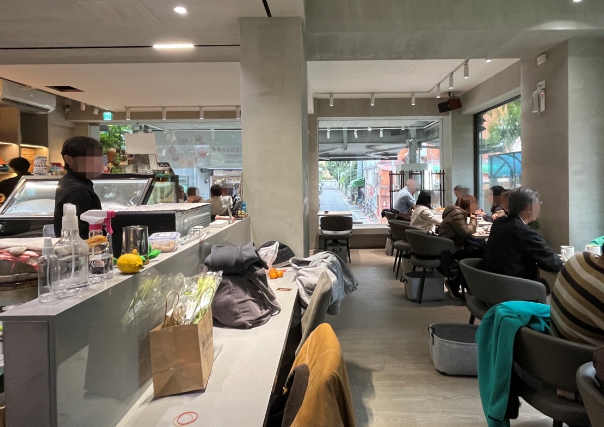 公館不限時咖啡館|湛盧咖啡台大館,單品手沖咖啡與必點法式野菇鹹派,環境舒適好放鬆 - 第10張圖 公館不限時咖啡館|湛盧咖啡台大館,單品手沖咖啡與必點法式野菇鹹派,環境舒適好放鬆