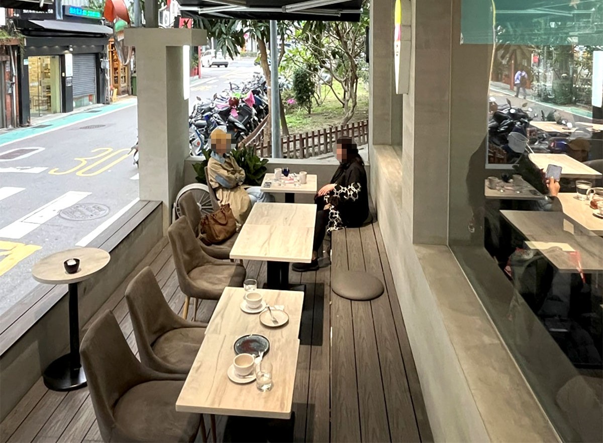 公館不限時咖啡館|湛盧咖啡台大館,單品手沖咖啡與必點法式野菇鹹派,環境舒適好放鬆 - 第8張圖 公館不限時咖啡館|湛盧咖啡台大館,單品手沖咖啡與必點法式野菇鹹派,環境舒適好放鬆