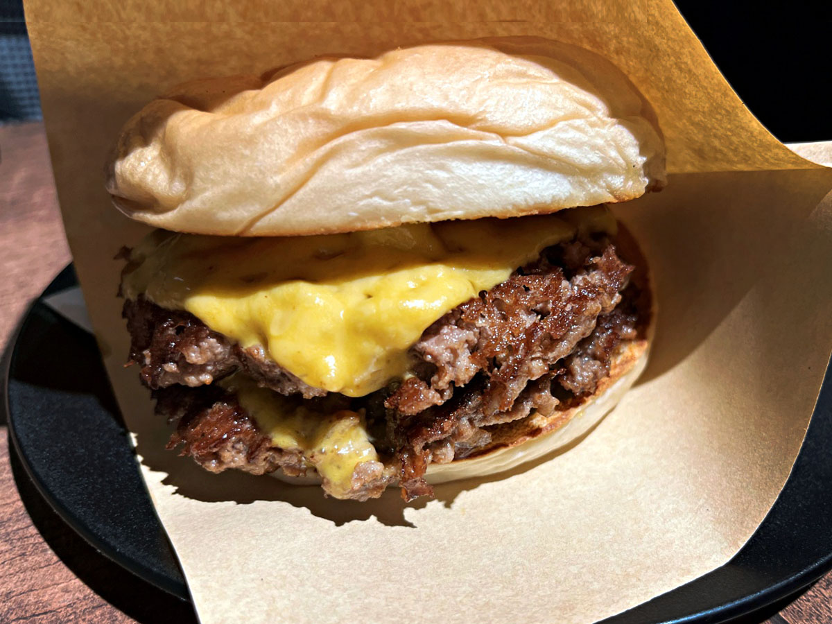天母美式漢堡|LOUIS’ BURGERS 現煎牛肉堡、雙層招牌必點、飲料無限暢飲超划算! - 第17張圖 天母美式漢堡|LOUIS’ BURGERS 現煎牛肉堡、雙層招牌必點、飲料無限暢飲超划算!
