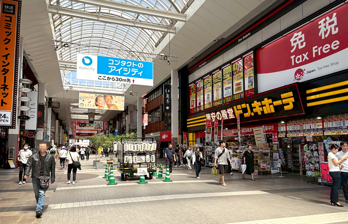 熊本住宿推薦 | REF 熊本船舶酒店 REF Kumamoto by Vessel Hotels，辛島町站步行 1 分鐘，免費溫泉、飲料吧，下樓就是商店街！