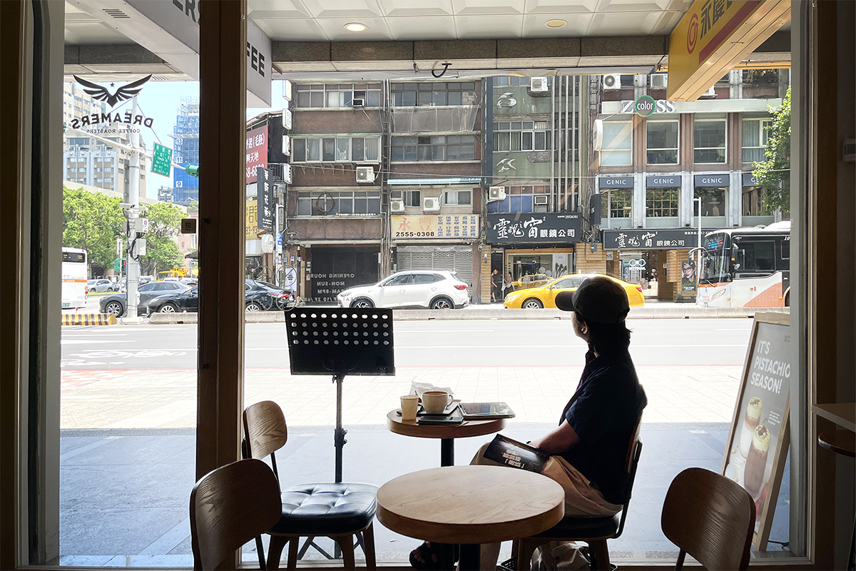 捷運中山站不限時咖啡廳 | Dreamers Coffee 南西店,交通方便、有插座、輕食甜點一次滿足,姐妹聚會首選 - 第5張圖 捷運中山站不限時咖啡廳 | Dreamers Coffee 南西店,交通方便、有插座、輕食甜點一次滿足,姐妹聚會首選