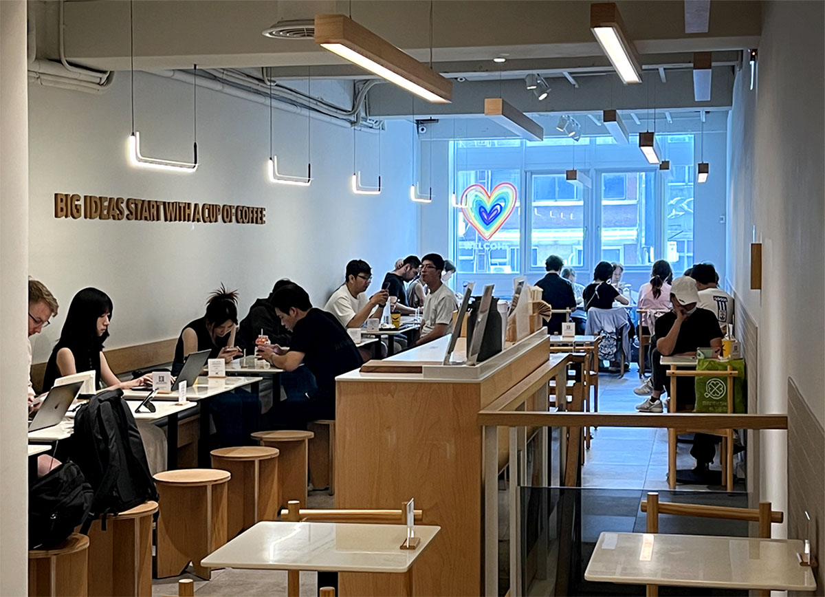 捷運中山站不限時咖啡廳 | Dreamers Coffee 南西店,交通方便、有插座、輕食甜點一次滿足,姐妹聚會首選 - 第11張圖 捷運中山站不限時咖啡廳 | Dreamers Coffee 南西店,交通方便、有插座、輕食甜點一次滿足,姐妹聚會首選
