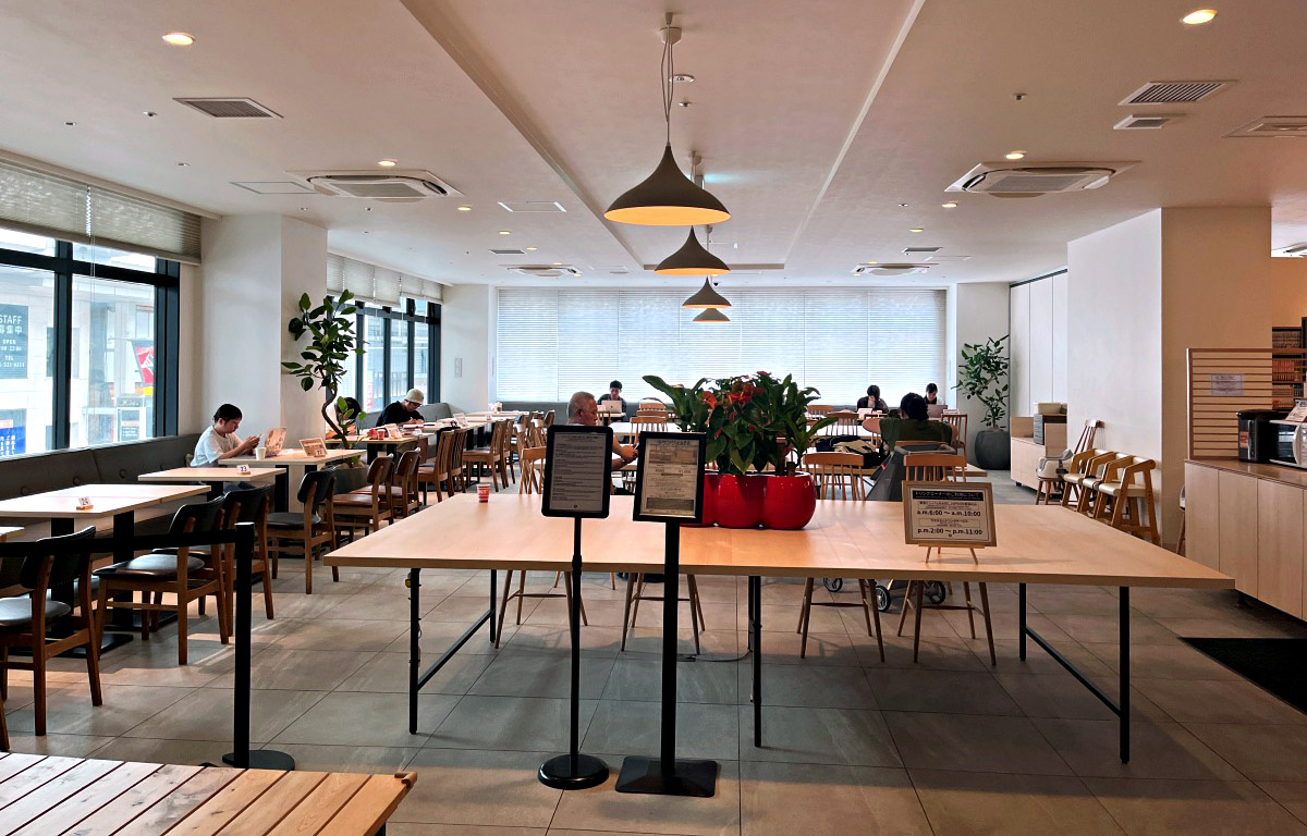 熊本住宿推薦 | REF 熊本船舶酒店 REF Kumamoto by Vessel Hotels，辛島町站步行 1 分鐘，免費溫泉、飲料吧，下樓就是商店街！